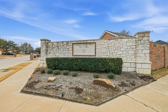 5836 Sugar Maple Drive, Fort Worth, TX 76244