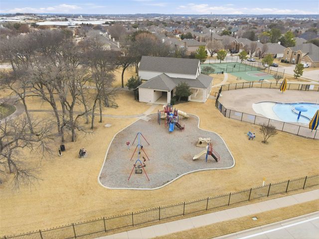 5836 Sugar Maple Drive, Fort Worth, TX 76244