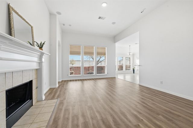 5836 Sugar Maple Drive, Fort Worth, TX 76244