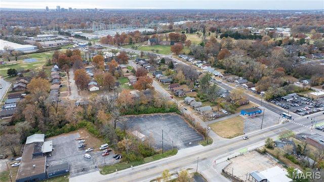 7014 Saint Charles Rock Road, St Louis, MO 63133