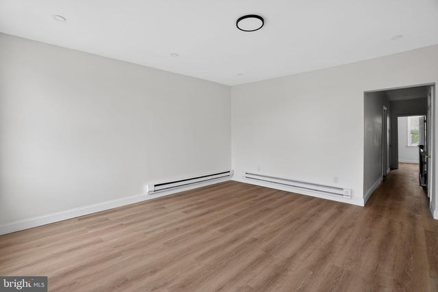 1118 KAIGHN AVE, Camden, NJ 08103