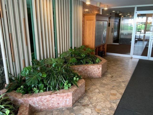 41 Park St. 101, Brookline, MA 02446