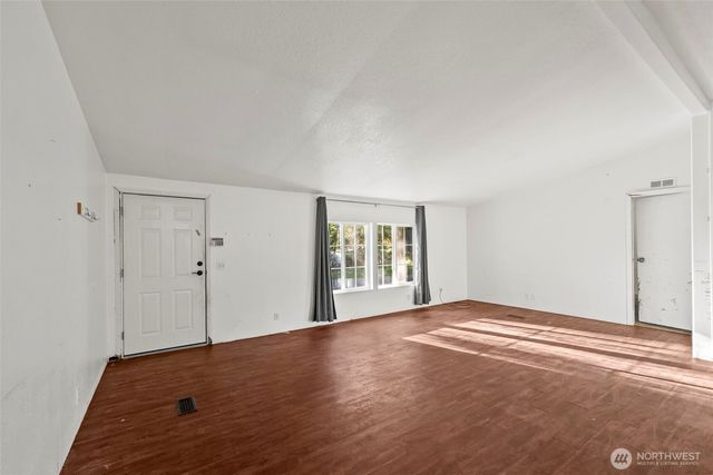 1810 193rd Avenue SW, Lakebay, WA 98349