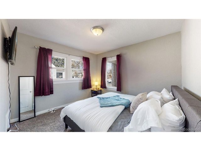 1621 Trenton St, Denver, CO 80220