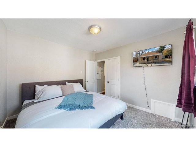 1621 Trenton St, Denver, CO 80220