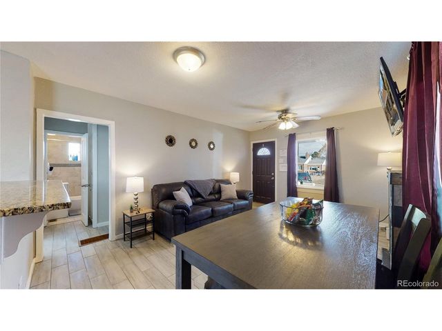 1621 Trenton St, Denver, CO 80220