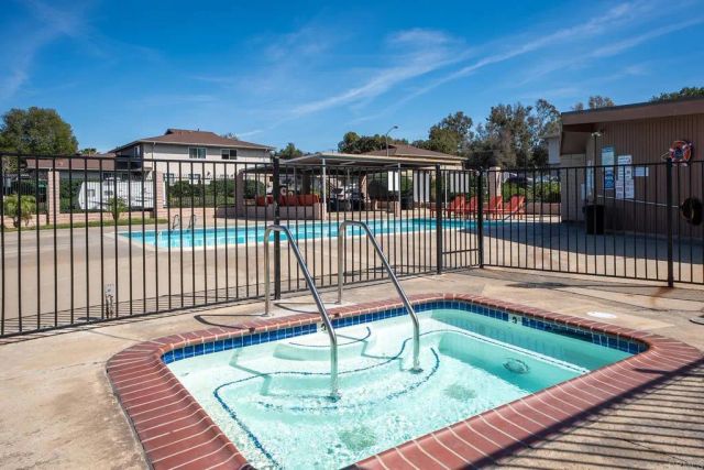 12167 WINTERCREST DR 1, Lakeside, CA 92040