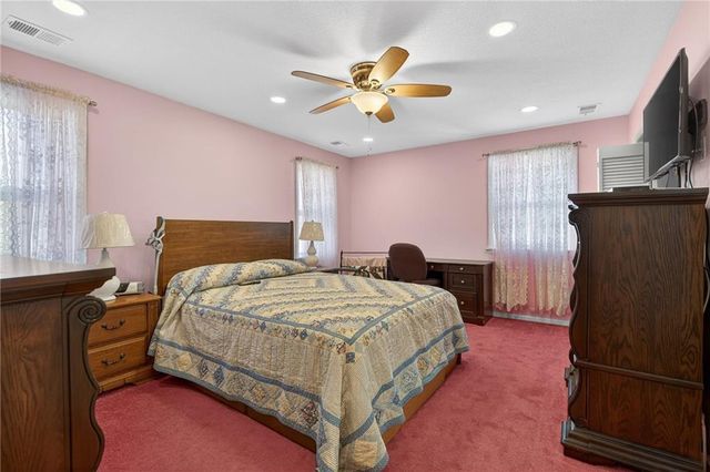 3001 N 78th Street, Kansas City, KS 66109