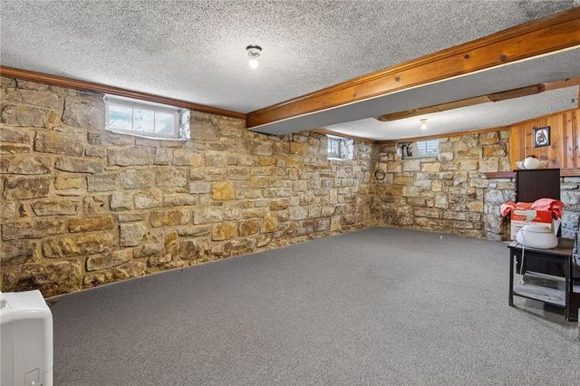 3001 N 78th Street, Kansas City, KS 66109