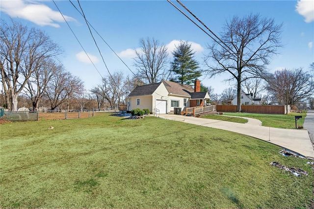 3001 N 78th Street, Kansas City, KS 66109