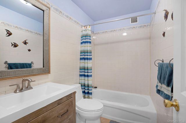 20 Deborah Drive, Westhampton Beach, NY 11978