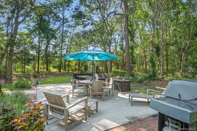 20 Deborah Drive, Westhampton Beach, NY 11978