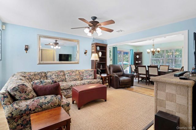 20 Deborah Drive, Westhampton Beach, NY 11978