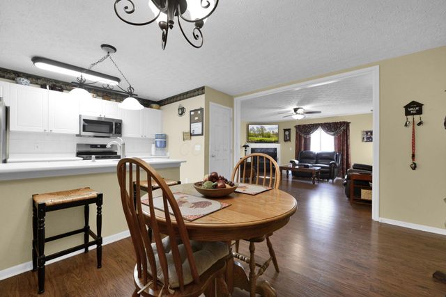 4650 Parrau Drive, 67E, Columbus, OH 43228