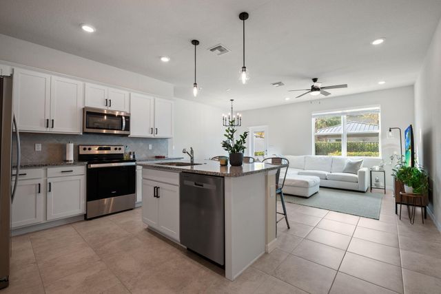 3248 Watercress Drive, Lauderdale Lakes, FL 33311