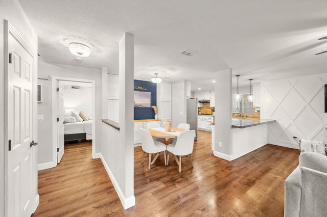 412 Community Dr, Roseville, CA 95678