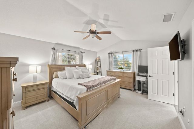 412 Community Dr, Roseville, CA 95678