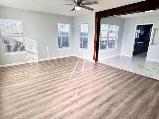 202 N Riverside Drive, Fort Worth, TX 76111