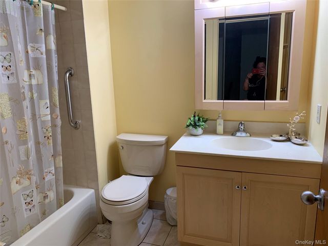 135 W Nyack Road 93, Nanuet, NY 10954