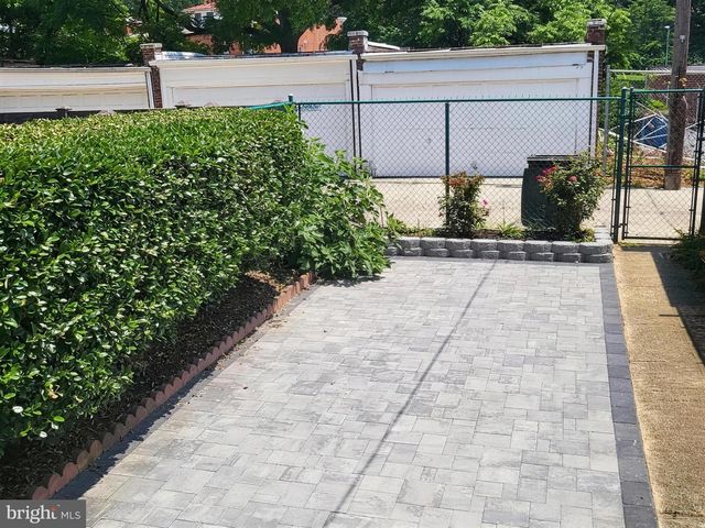 5743 13TH ST NW, Washington, DC 20011