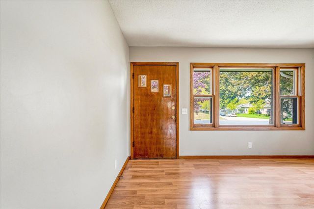 3108 39th Avenue NE, Saint Anthony, MN 55421