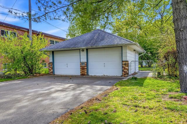 3108 39th Avenue NE, Saint Anthony, MN 55421
