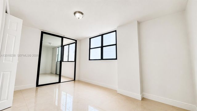 1621 Collins Ave 310, Miami Beach, FL 33139