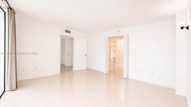 1621 Collins Ave 310, Miami Beach, FL 33139
