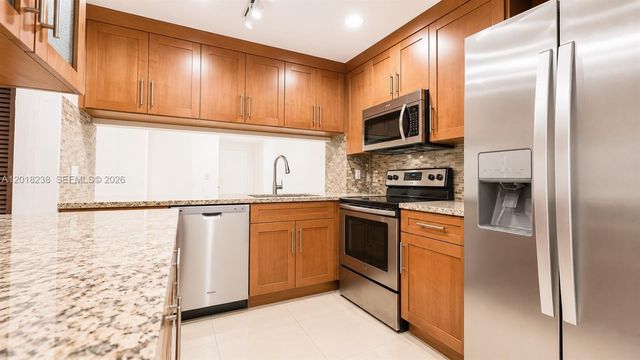 1621 Collins Ave 310, Miami Beach, FL 33139