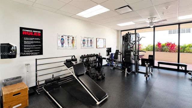 1621 Collins Ave 310, Miami Beach, FL 33139
