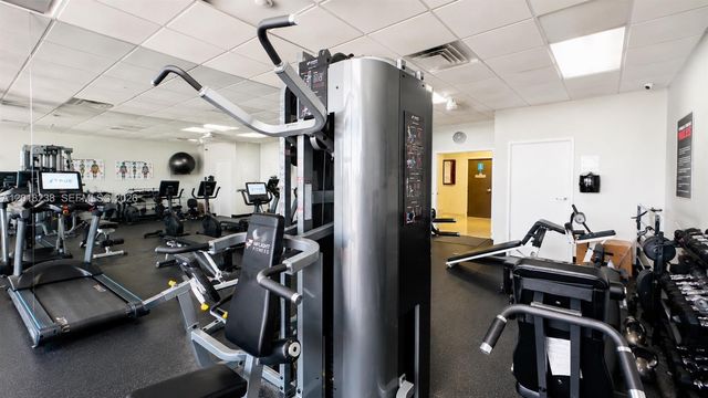 1621 Collins Ave 310, Miami Beach, FL 33139