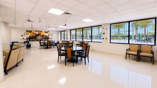 1621 Collins Ave 310, Miami Beach, FL 33139