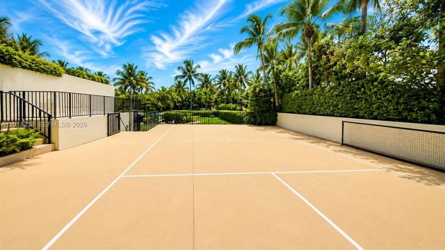 1621 Collins Ave 310, Miami Beach, FL 33139