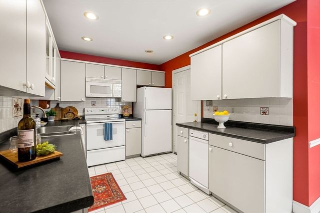 216 Nesmith Street 2, Lowell, MA 01852