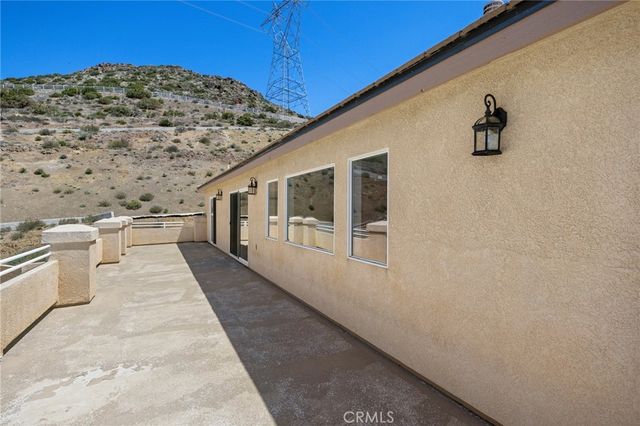 34695 Desert Road, Acton, CA 93510