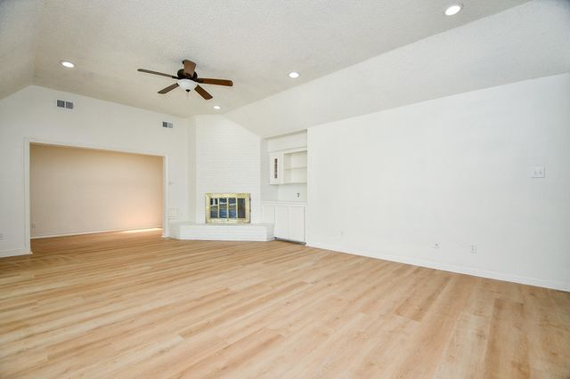 7714 Teal Run Drive, Houston, TX 77071