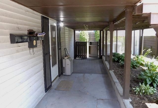 126 Lowell St R, Peabody, MA 01960