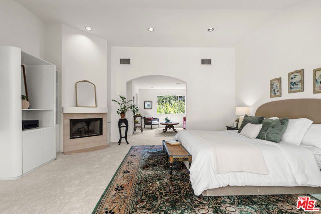 10055 Reevesbury Drive, Other - See Remarks, CA 90210