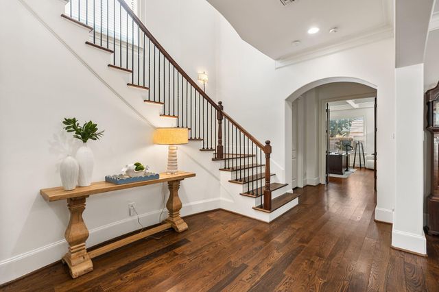 4609 Beech Street, Bellaire, TX 77401