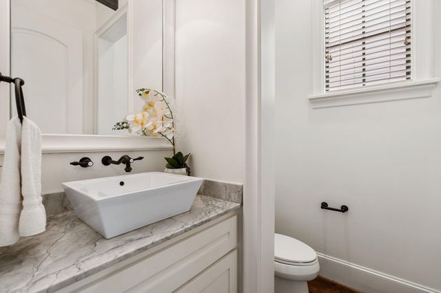 4609 Beech Street, Bellaire, TX 77401