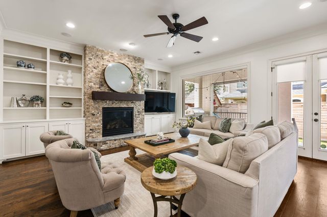4609 Beech Street, Bellaire, TX 77401