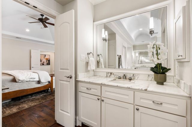 4609 Beech Street, Bellaire, TX 77401