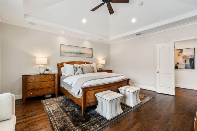 4609 Beech Street, Bellaire, TX 77401