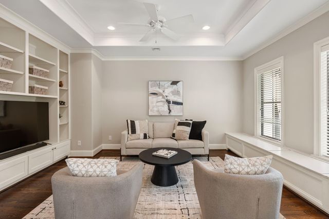 4609 Beech Street, Bellaire, TX 77401