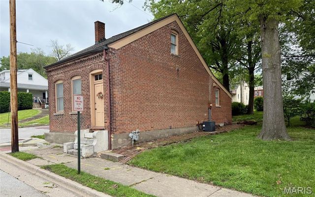 600 S Charles Street, Belleville, IL 62220