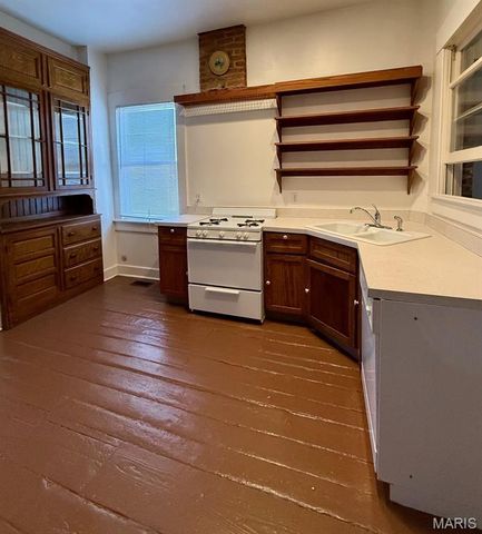 600 S Charles Street, Belleville, IL 62220