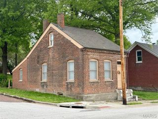 600 S Charles Street, Belleville, IL 62220