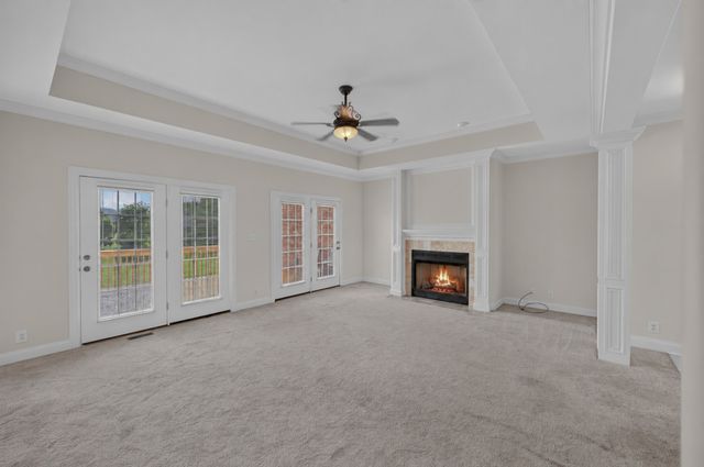 3000 Surrey Ridge Rd, Clarksville, TN 37043