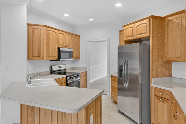 3000 Surrey Ridge Rd, Clarksville, TN 37043