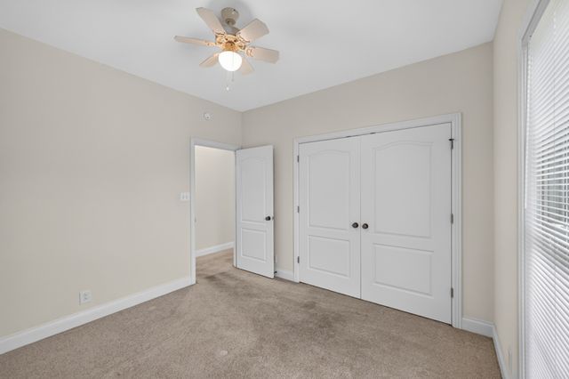 3000 Surrey Ridge Rd, Clarksville, TN 37043